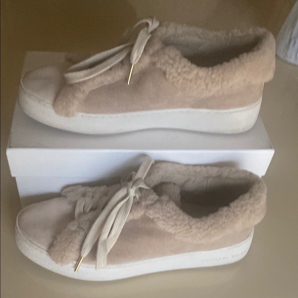 Michael Kors Shoes - Michael Kors MK Tan MK Shearling Sneakers